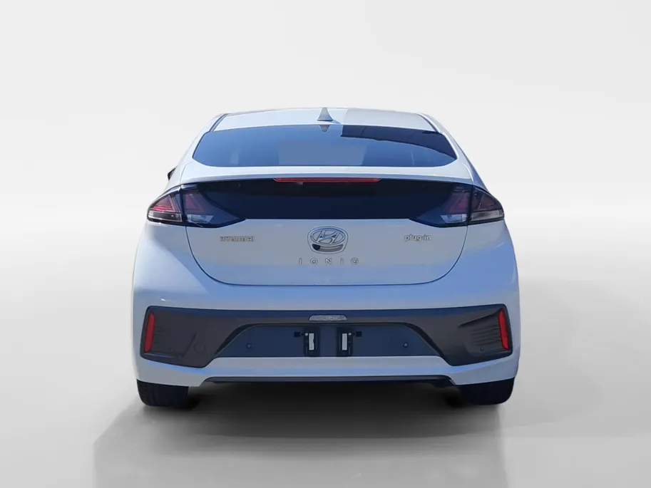 Hyundai IONIQ 1.6 GDi PHEV Premium | Zeer zuinig | Vol opties | Perfecte staat | NU Rijklaarprijs! Incl.12 Maanden, APK, Onderhoudsbeurt etc! Premiumpakket gratis!