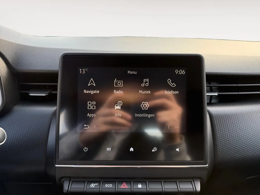 Renault Clio 1.0 TCe Zen | Navigatie | Bluetooth | Airco | Cruise Control | Apple Carplay & Android Auto | 12 Maanden BOVAG Garantie