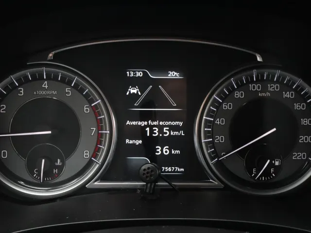 Suzuki Vitara 1.4 BoosterJet Hybrid Style Trekhaak | Adaptive Cruise | Two tone