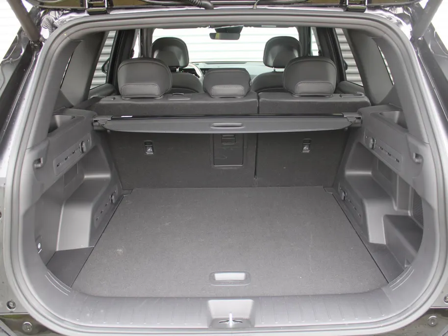 Kia EV5 GT-PlusLine 81.4 kWh | Schuifdak | Stuur-/stoelverwarming + ventilatie | Warmtepomp | 360 Camera | Geheugenstoel | Leer | HUD | LED | 19' LM |