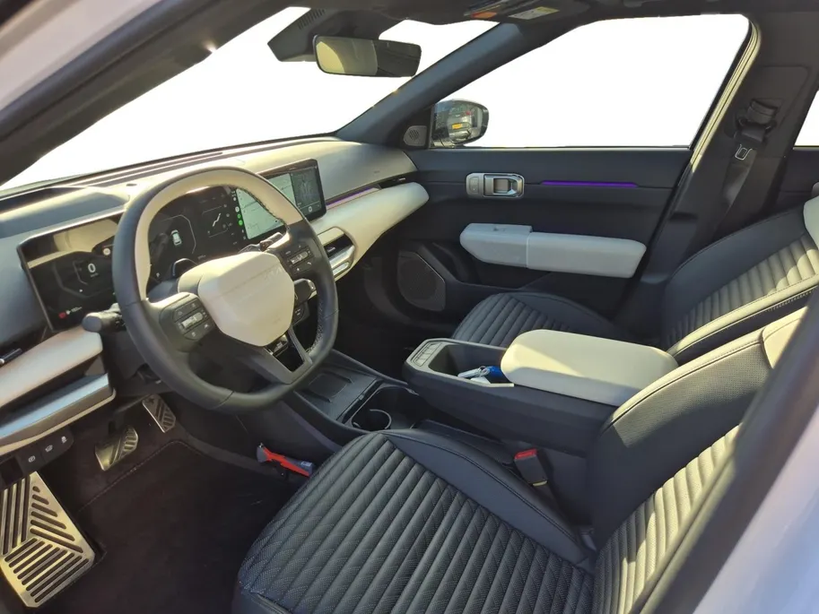 Kia EV4 GT-PlusLine 81.4 kWh | Climate Control | 360 Graden Camera | Memory Stoelen | Stoelverwarming | Stuurverwarming | Stoelventilatie | Open Dak | Navigatie | Elektrische Achterklep | DEMO |