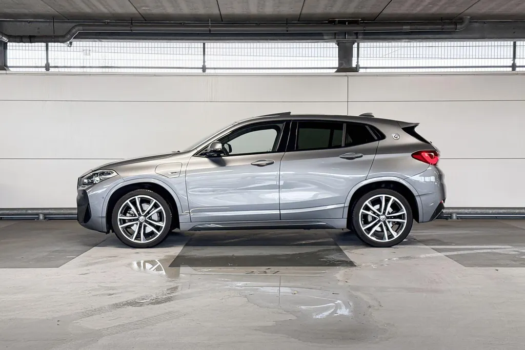 BMW X2 xDrive25e High Executive M-Sport