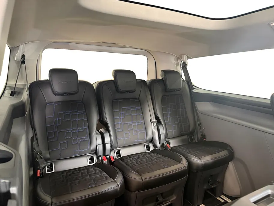 Ford Tourneo Custom 340 2.5 PHEV L2H1 MS/RT | Te bestellen voertuig! | MS/RT sportpakket | Panoramadak | Elektrische schuifdeuren | Digitale achteruitkijkcamera