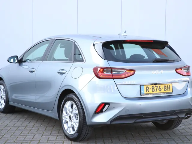 Kia Ceed 1.0 T-GDi 120PK DynamicLine | Navi | Camera | Cruise | Apple carplay