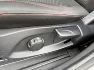Ford Puma 1.0 EcoBoost Hybrid 125 pk ST-Line Navigatie - Apple Carplay/Android Auto - Winter Pack