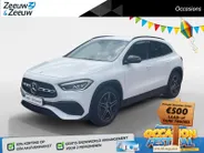 Mercedes-Benz GLA 180 Business Solution AMG *Automaat*Navi+Camera*Trekhaak*Stoelverwarming*Elekt. Achterklep.*1ste Eigenaar!