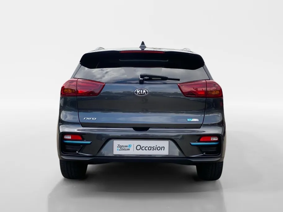Kia e-Niro DynamicPlusLine 64 kWh | Climate control | Navigatie | Parkeercamera | Stoel + stuurverwarming | Keyless | Schuif-kanteldak | Line assist |