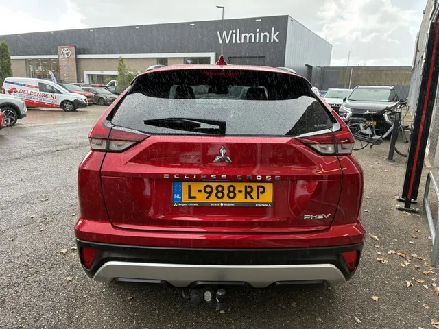 Mitsubishi Eclipse Cross 2.4 PHEV First Ed.
