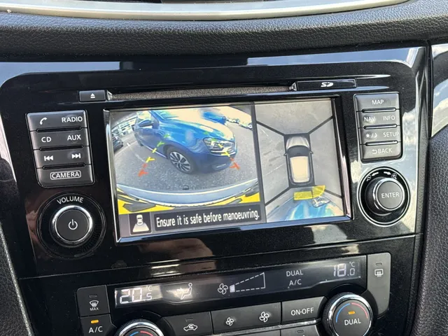 Nissan QASHQAI 1.2 Connect Edition. Trekhaak 13p (max. 1.200kg)