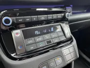 Hyundai Inster Evolve 49 kWh | Nieuw | Uit voorraad leverbaar | Zeer compleet | 360 km range | 360 graden camera | Hyundai Rotterdam - Noord |