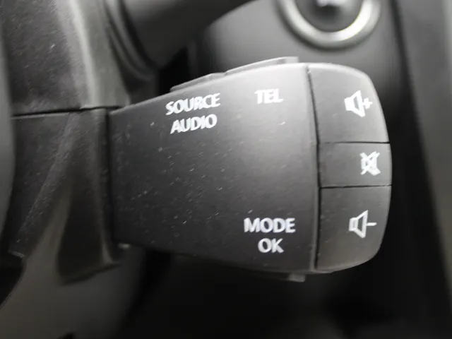 Renault Kadjar 1.3 TCe 160 PK Intens | Automaat | Stoelverwarming voor | Camera achter | uitschuifbare voorstoelen |