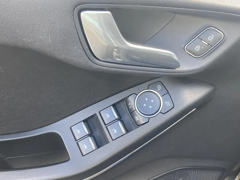 Ford Fiesta 1.0 EcoBoost 95 pk Titanium 5-deurs Winter Pack - Driver Assistance Pack