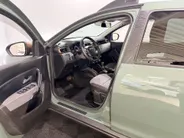Dacia Duster 150PK TCe Extreme Automaat | Navigatie | Apple Carplay/Android Auto | Cruise Control | Climate Control | Lichtmetalen Velgen | Dodehoek detectie | Licht & Regen Sensor |