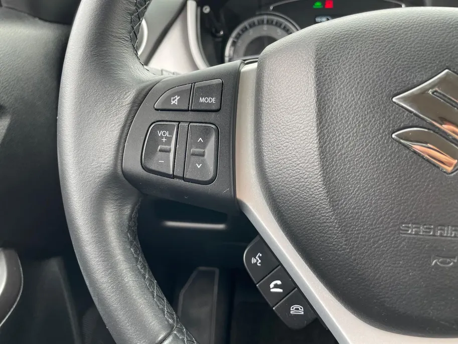 Suzuki Vitara 1.5 Hybrid Select *Automaat*Navi+Camera*Climate Control*Stoelverwarming*Adapt.Cruise Control*LM.Velgen*1ste eigenaar!
