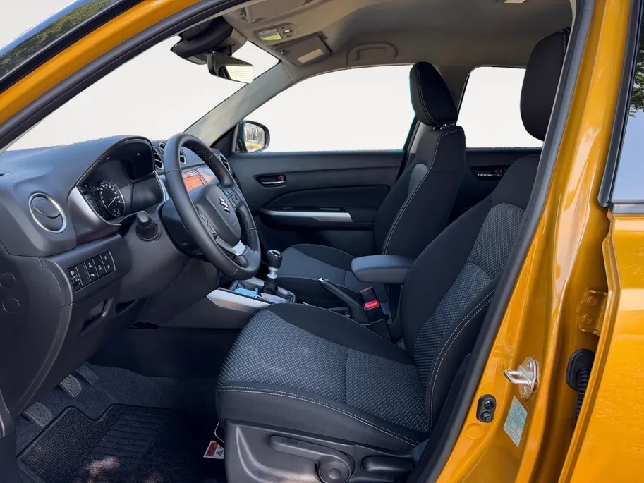 Suzuki Vitara 1.4 Boosterjet Smart Hybrid Select | VOORRAAD!! | Snel Rijden | Actiekorting €2200,- op Beperkte Voertuigen | Private Lease Vanaf €439 |