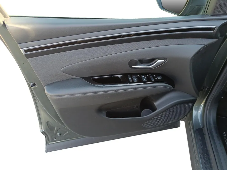 Hyundai Tucson 1.6 T-GDI HEV Comfort Smart | Trekhaak | Elektrische achterklep | Navigatie | Parkeersensoren voor en achter |