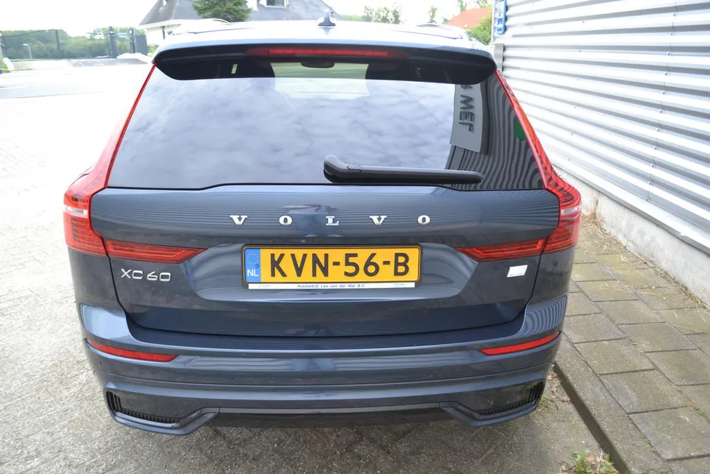 Volvo XC60 2.0 T8 PLUG-IN HYBRID AWD ULTIMATE