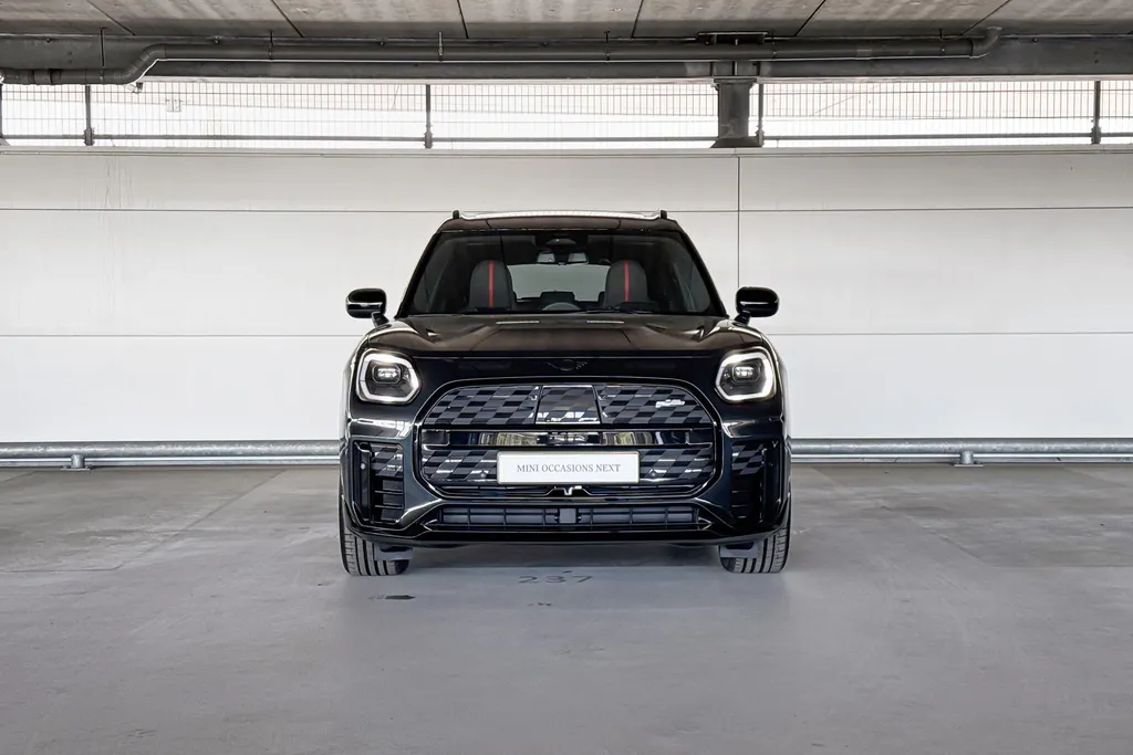 MINI Countryman Electric E John Cooper Works M 66.5 kWh
