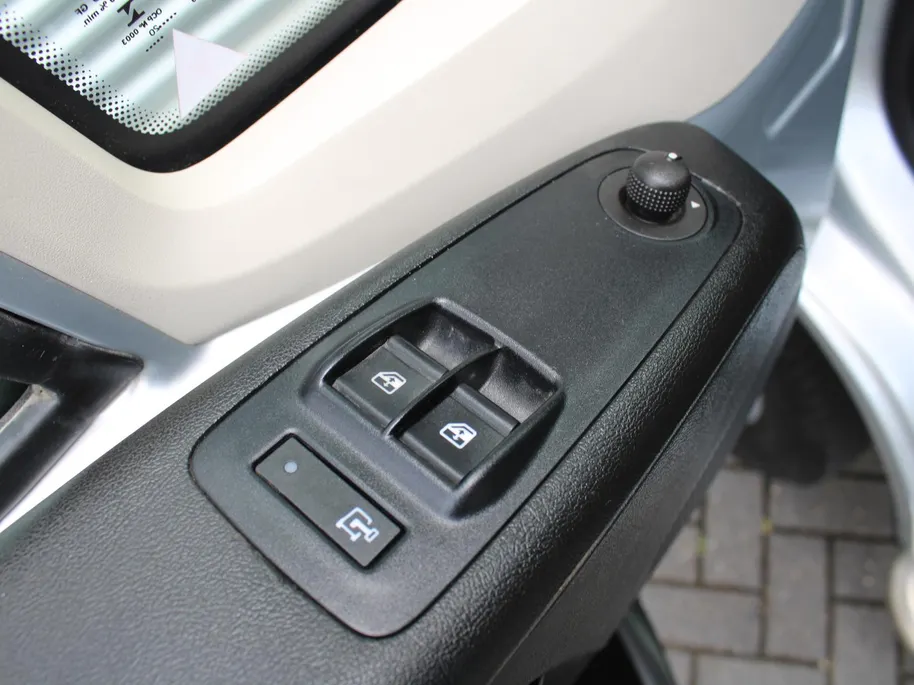 Fiat Ducato 30 2.3 MultiJet L2H2 | Trekhaak | Airco | Cruise | Navi | Camera |
