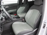 Kia Sportage 1.6 T-GDi Hybrid Dark Edition | Stuur-/stoelverwarming v+a | Camera | Elek. stoelverstelling | 18' LM | Cruise adapt. | Navi | Clima | Half leer/suède |