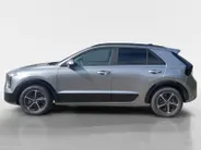 Kia Niro 1.6 GDi Hybrid DynamicPlusLine | Navigatie | Climate control | Elektrische bestuurders stoel | Schuif/kantel dak | Elektrische achterklep | DEMO