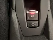 Renault Clio 1.8 Hybrid 160 evolution Direct uit voorraad leverbaar! | 5 jaar garantie | Staat in de showroom bij Renault Den Haag! |