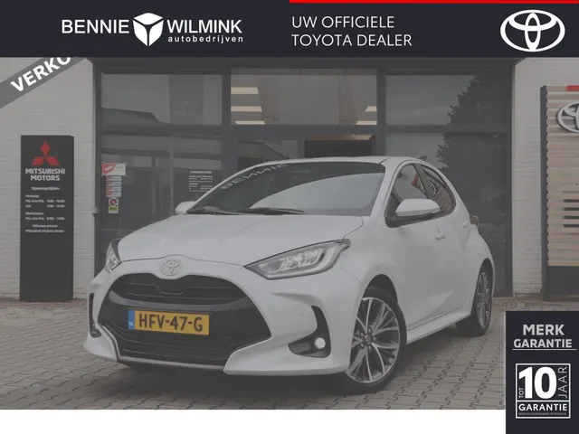 Toyota Yaris 1.5 Hybrid 130 Executive JBL | Head-up | Stuur en stoelverwarming VERKOCHT