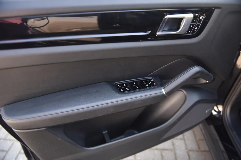Porsche Cayenne Coupé 2.9 S, Capristo uitlaat