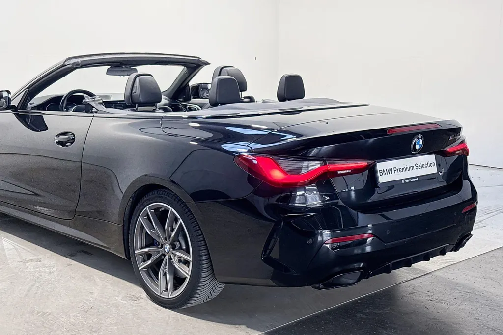 BMW 4 Serie Cabrio M440i xDrive High Executive