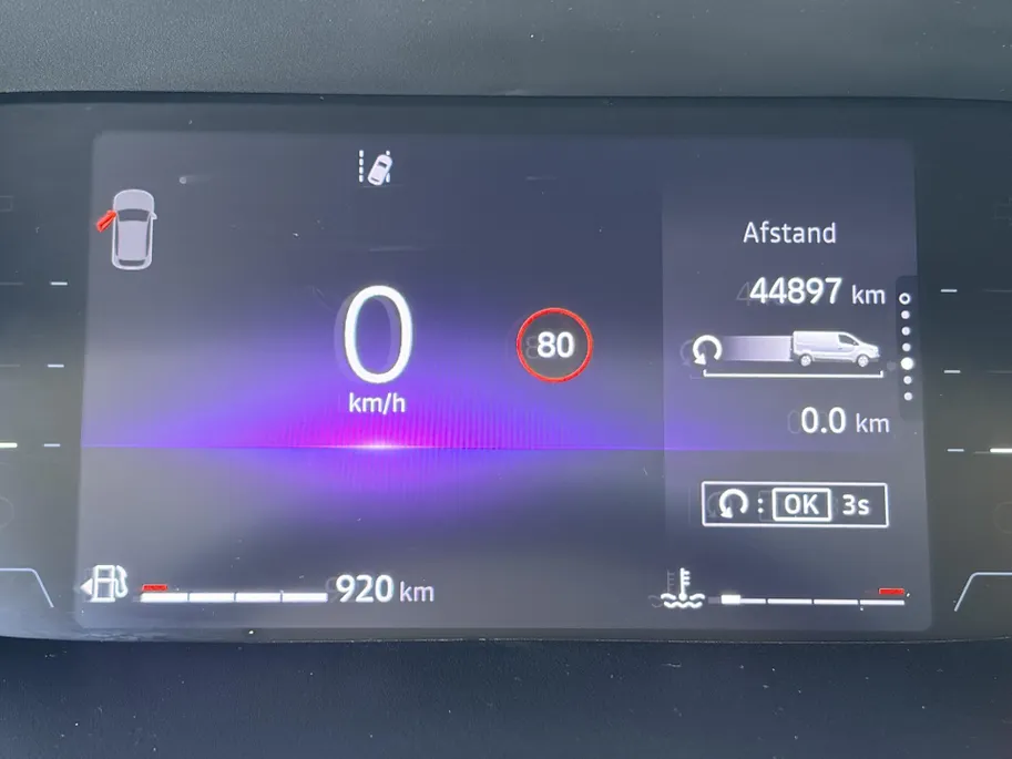 Renault Trafic 130PK Blue dCi T30 L2H1 Advance | 1ste Eigenaar | Trekhaak 2500 KG Trekgewicht | Apple Carplay/Android Auto | Climate Control | Cruise Control | Parkeersensoren |