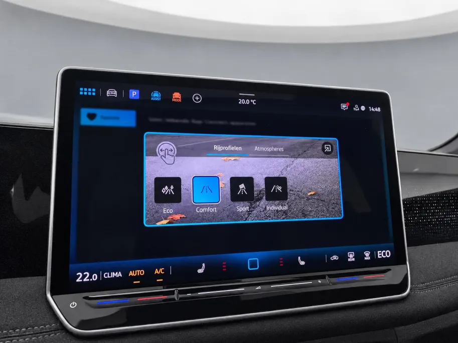 Volkswagen Tiguan 1.5 272pk DSG eHybrid R-Line Edition · Panoramadak · Wegklapbare Trekhaak · 360 Camera · Verwarmbare Voorruit · 20'' Inch · Garantie t/m 16-04-2030 of 100.000km