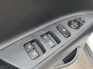 Kia Stonic 1.0 T-GDi MHEV DynamicPlusLine | Stoel en stuurverwarming | Climate control | Navigatie | Camera | Keyless met startknop | Apple Carplay / Android Auto |