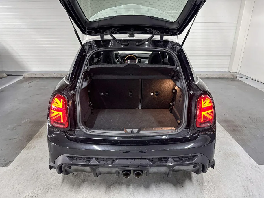 MINI Cooper 5-deurs Cooper S John Cooper Works