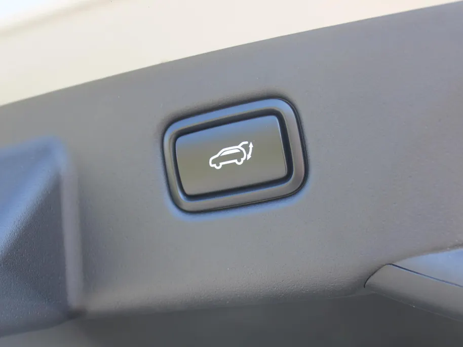 Kia Niro 1.6 GDi Hybrid DynamicPlusLine | Stuur-/stoelverwarming | Schuifdak | Elek. stoelverstelling + achterklep | Dodehoekdetectie | Camera | Telefoonlader | HK audio | LED |