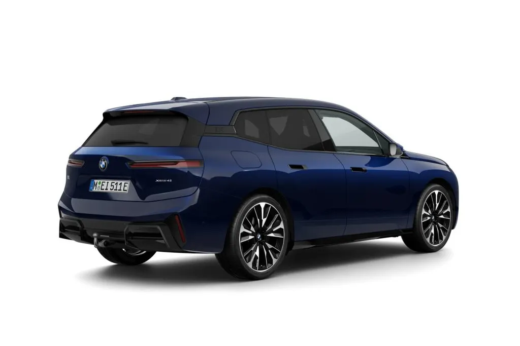 BMW iX xDrive45 101 kWh