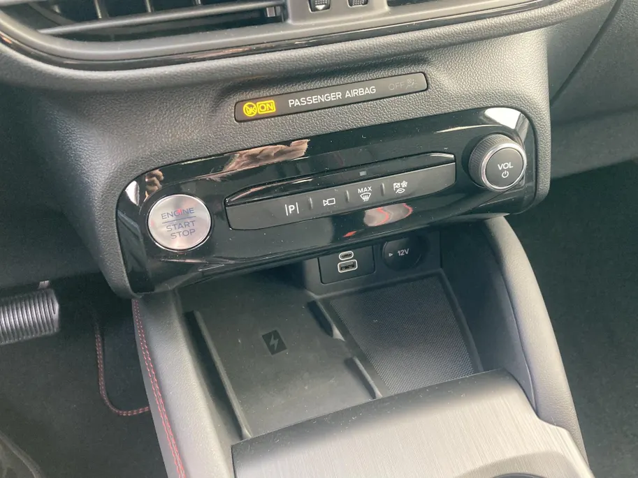 Ford Kuga 2.5 PHEV ST-Line 243 pk 360 graden camera - Elektisch wegklapbare trekhaak - Winter Pack - BLISS