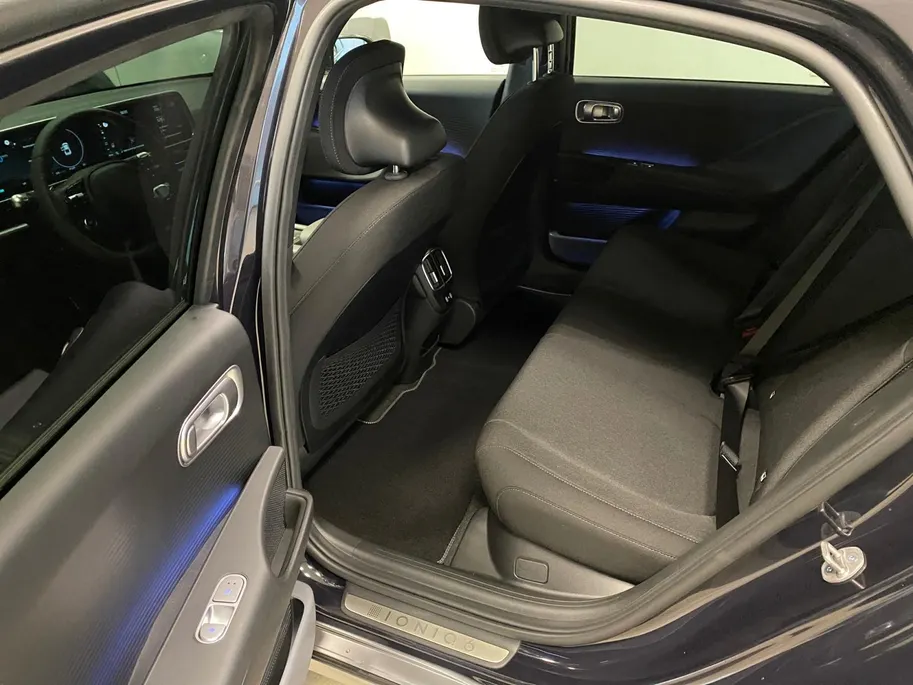Hyundai IONIQ 6 CONNECT | 77 KWH | 20'' VELGEN | DIRECT LEVERBAAR |