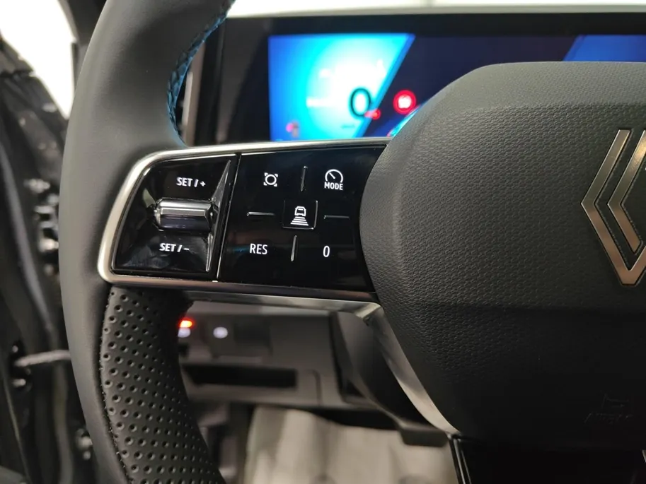 Renault Espace E-Tech full hybrid 200 techno 5p. AUTOMAAT AIRCO CAMERA CRUISE CONTROLE LM VELGEN HOGE INSTAP APPLE CARPLAY ANDROID AUTO  DEALER ONDERHOUDEN 1E EIGENAAR