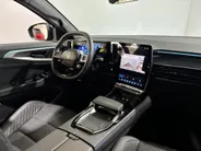 Renault Austral 200PK E-Tech Full Hybrid Esprit Alpine Automaat | 360 Camera | Elektrisch Verstelbare Stoelen | Apple CarPlay/Android Auto | Digital Cockpit | Climate Control | Stoelverwarming | Full LED | 20' Lichtmetalen Velgen |
