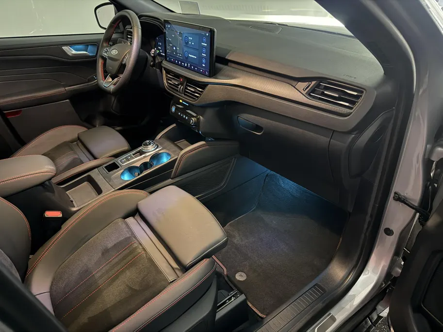 Ford Kuga 2.5 PHEV ST-Line X 243 PK | Electrische Trekhaak | Winterpack | Matrix LED Koplampen | AGR Voorstoelen