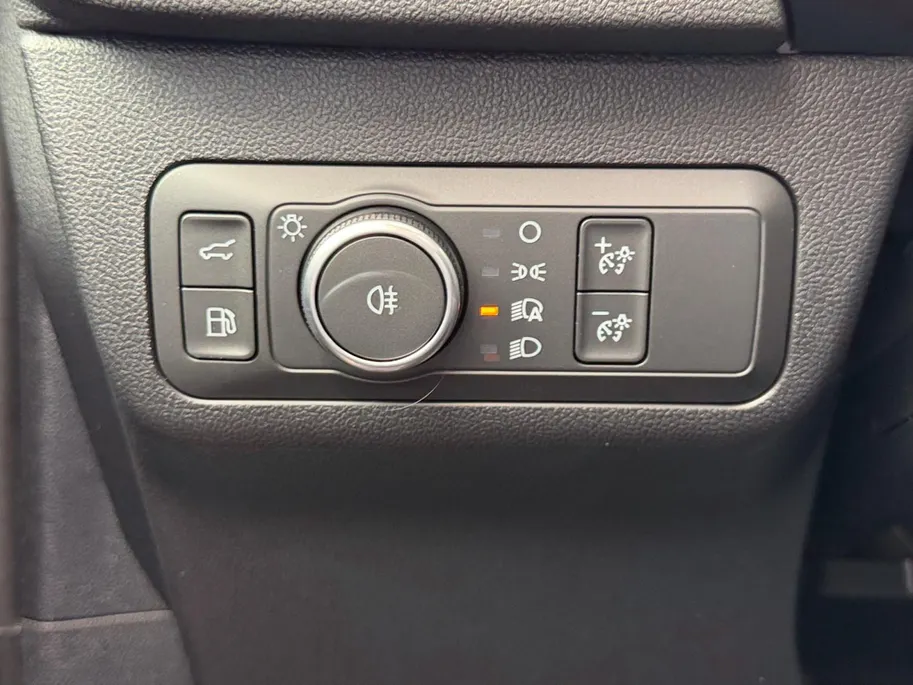 Ford Kuga 2.5 PHEV ST-Line X | Uit Voorraad Leverbaar | Automaat | €4.000,- Ready Set Ford Bonus | Trekhaak | 2100kg Trekgewicht | Pano Dak | Matrix LED Koplampen | 20'Lichtmetalen Velgen | Adapt. Cruise Control | BLISS | 360 Graden Camera
