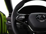 Škoda Octavia 1.4 TSI 245pk DSG RS iV PHEV · Panoramadak · Camera · Elek. Voorstoelen · Head-Up · Stoel-& Stuurverwarming · 19'' Inch · Canton Audio ·