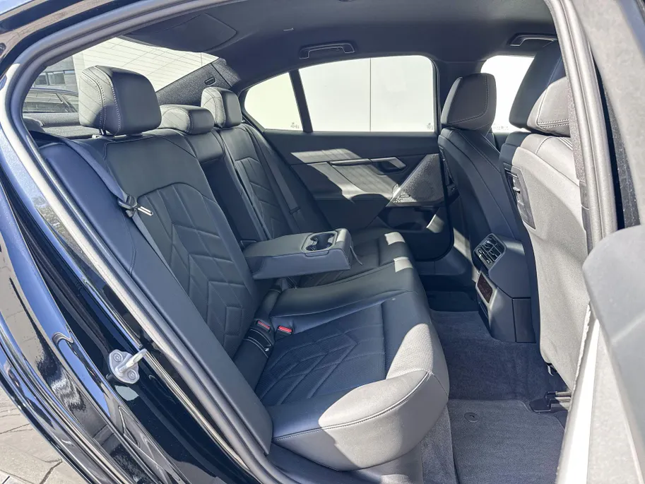 BMW i5 Sedan eDrive40 M-Sport