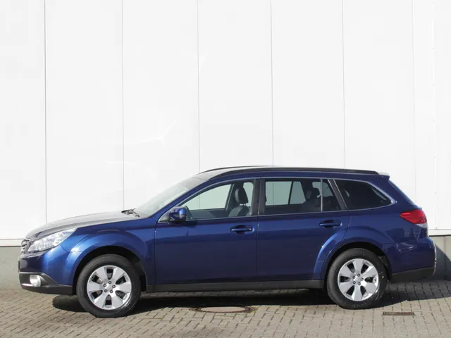 Subaru Outback 2.5i Luxury | Cruise | Clima | Leder | Trekhaak