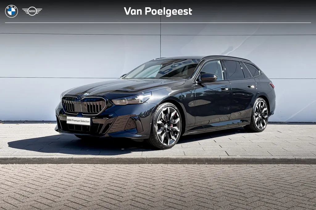 BMW 5 Serie Touring 550e xDrive