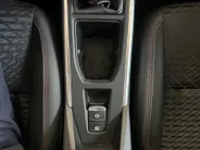 Renault Clio Techno | 1.800,- Euro Voorraadkorting | Camera | Climate Control﻿ | Draadloze oplader | 18 Inch velgen | Dode hoek Detectie | Sfeerverlichting