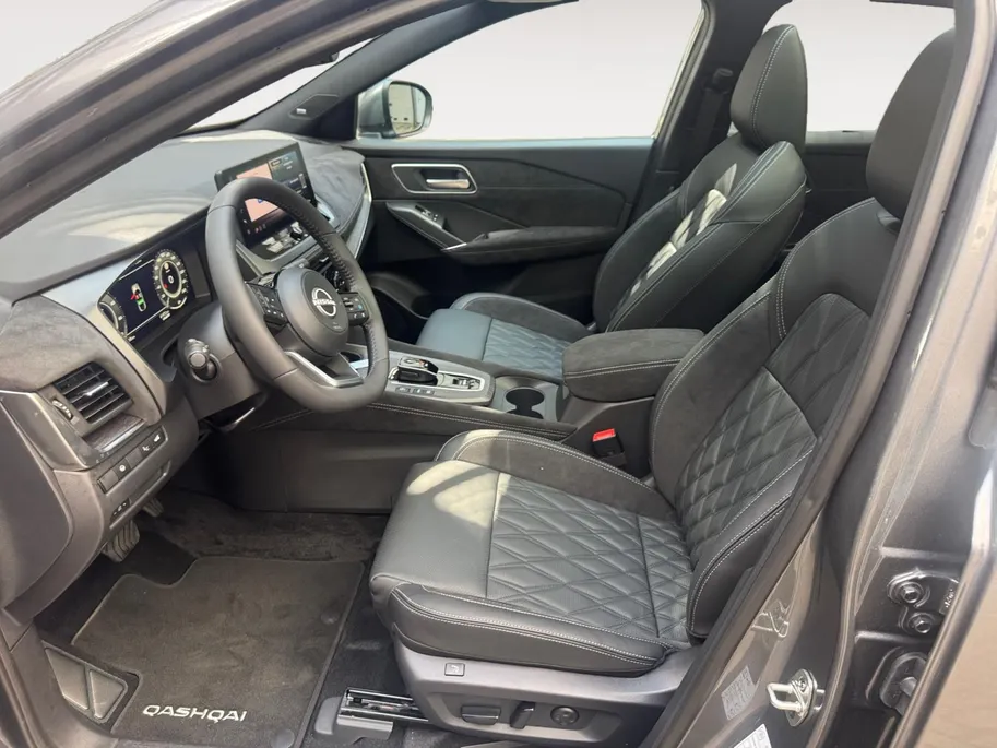 Nissan QASHQAI 1.5 e-Power Tekna Plus | Panoramadak | BLIS | Electrische bestuurdersstoel | Lederen bekleding |