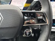 Renault Austral 1.2 E-Tech full hybrid 200 techno esprit Alpine | Apple Carplay & Android Auto | Climate Control | Camera | Adaptieve Cruise Control | Automatische Kofferklep | Dodehoek Detectie | 12 Maanden BOVAG Garantie