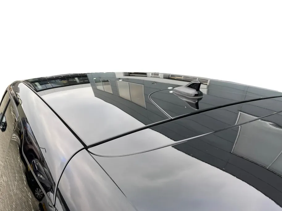 Ford Explorer Premium Extended Range RWD 77 kWh | Full Option | Black uitvoering | Trekhaak | Dealer onderhouden | AGR stoelen 12-wegs verstelbaar 21 inch wielen | Panoramadak | 1e eigenaar |