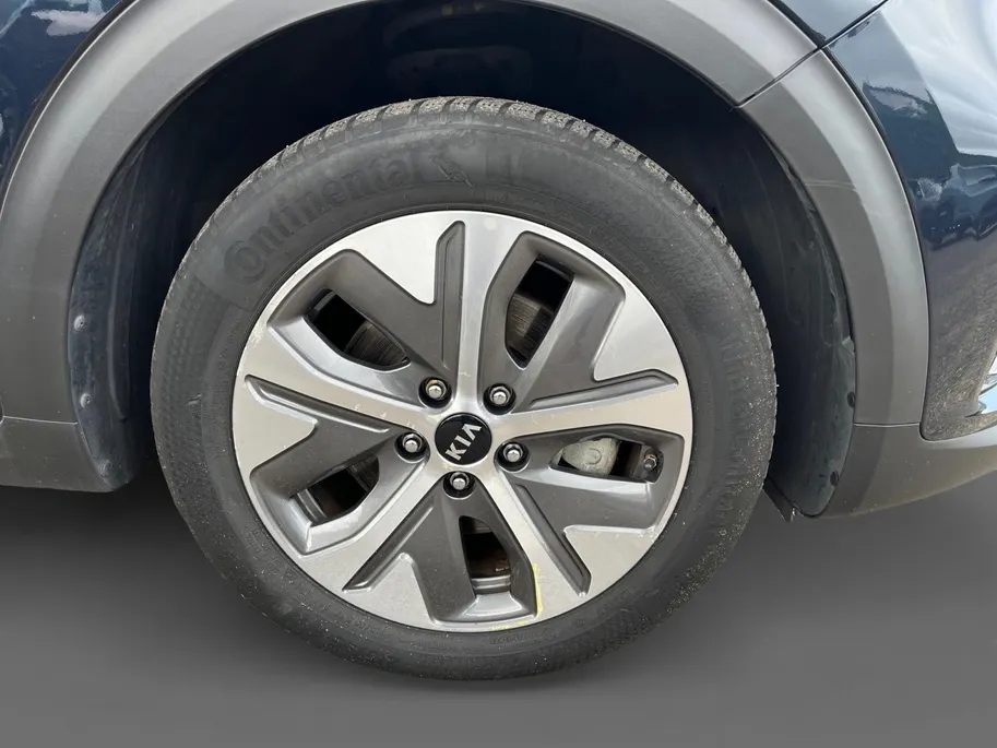 Kia e-Niro ExecutiveLine 64 kWh | Elektrische stoelverstelling | Stoelventilatie | JBL Audio systeem | Elektrisch schuifdak